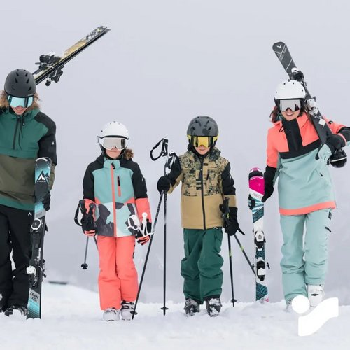 ❄Pregătiți pentru vacanța de schi?
🏂Zilele pe pârtie sunt cu siguranță de neuitat!  Completează-ți echipamentul de schi...